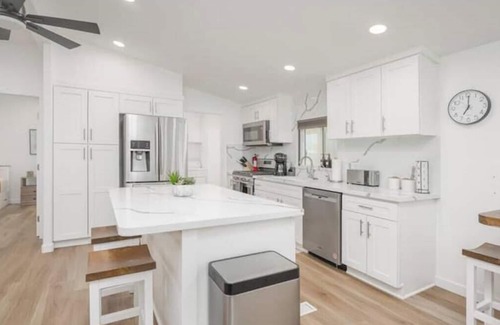 Bullhead City House | Emerald Water