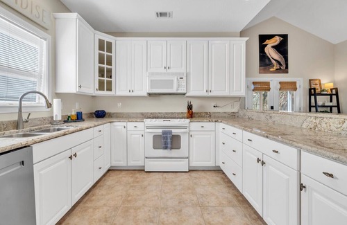 Crystal Shores House | Emeraldtide at Crystal Shores