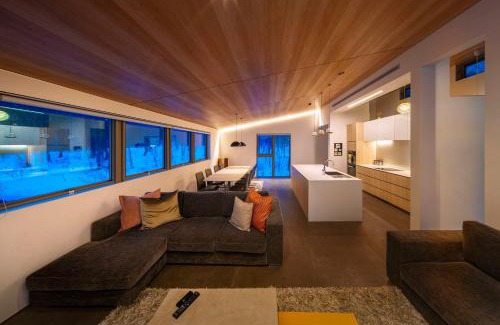 Iimori Ski Chalet | Eminence by The Hakuba Collection