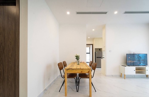 District 9 Apartment | Emma House 2 – Elegant Stay @ Vinhomes Q9