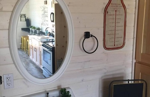 Dripping Springs Villa | Emma Villa @ D6 Retreat: Hike/Swim/Relax