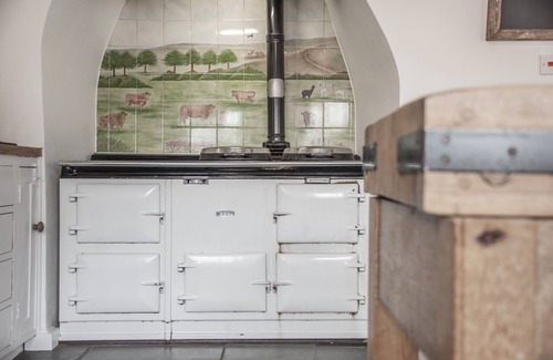 Simonsbath Cottage | EMMETTS GRANGE HOUSE, pet friendly, with open fire in Simonsbath