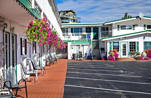 Okanagan-Similkameen Hotel | Empire Motel