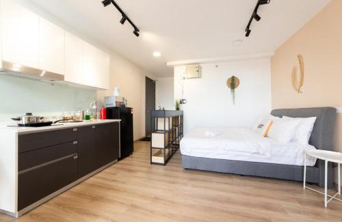 Petaling Jaya Apartment | Emporis Kota Damansara PJ by Sleepy Bear