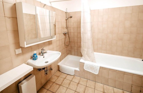 Bad Ems Apartment | Ems01 Schöne Ferienwohnung in Bad Ems, 70qm, 3 Schlafzimmer, max 6 Personen