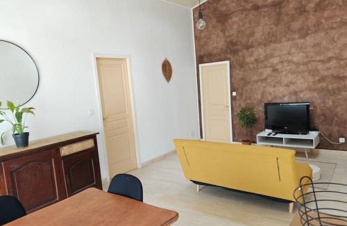 Montagne House | En face des vignes