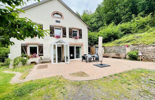 Saint-Die Apartment | En Pleine Nature au Pied des Sentiers de Randonnée