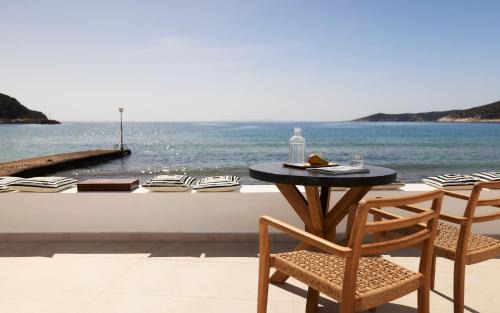 Platis Gialos Bed & Breakfast | Enalion Suites Sifnos
