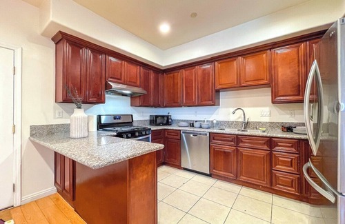 Ontario Condo | Enchanted Gem near to Ontario Mills & Toyota Arena