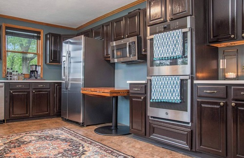 Benson House | Enchanting Benson Home, BBQ & Fenced Yard!