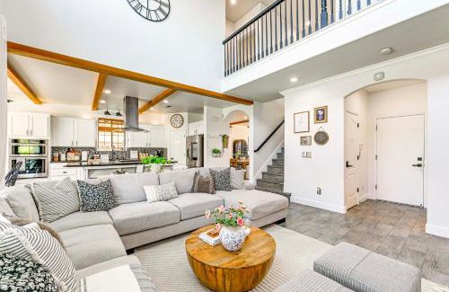 Clovis House | Enchanting Clovis Haven with Hot Tub and Private Pool!