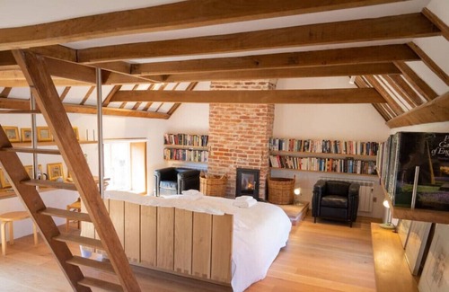 Diss House | Enchanting Hoxne Holiday Home