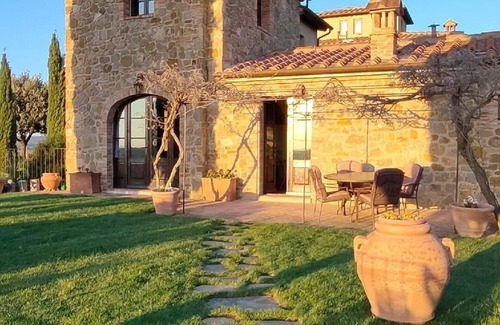 Bollano House | Enchanting tuscan house, private garden, wellness, stunning views, easy to reach