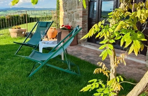 Bollano House | Enchanting tuscan house, private garden, wellness, stunning views, easy to reach