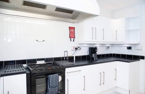 Euston Apartment | Enchanting Modern Apt - Central London