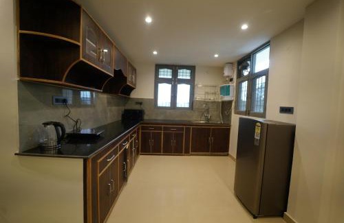 Kumarhatti House | Enchanting Pines Villas By Infinity