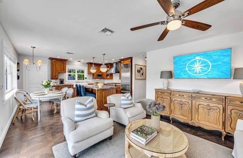 Delray Beach House | Enchanting Residence/Heated Pool/Beach Proximity/Serenity Key/RESlDENCES