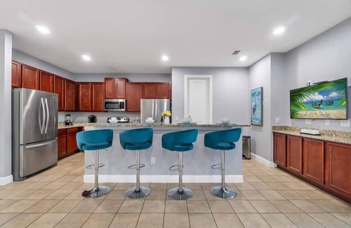 West Kissimmee House | Encore Disney Dream S