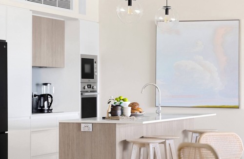Soldiers Point House | Encore Five Nine - Luxurious Absolute Beach-front Apartment