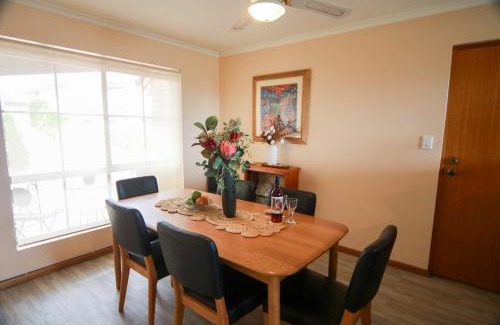Encounter Bay House | Encounter Bay Family Retreat