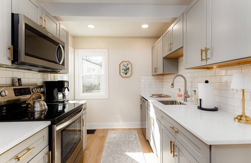 Wooded Estates House | End Zone Escape<>2BR house 1 mile to ND Stadium!