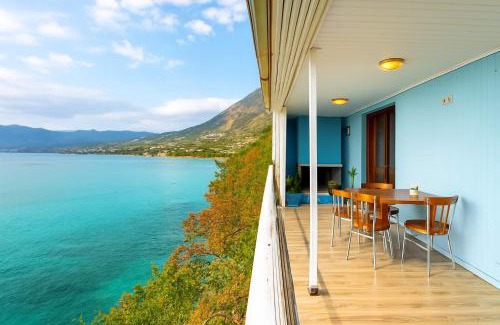Mikri Mantineia House | Endless Blue Seafront Retreat - Mikra Mantineia