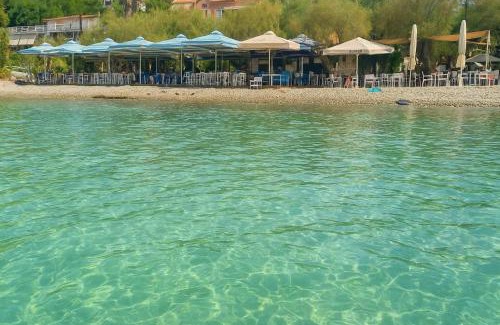 Mikri Mantineia House | Endless Blue Seafront Retreat - Mikra Mantineia