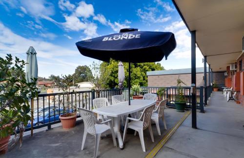 Enfield Hotel | Enfield Motel