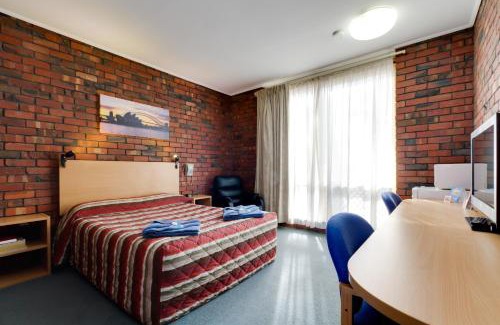 Enfield Hotel | Enfield Motel