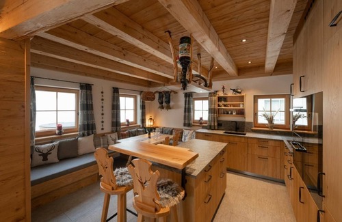 Bever Ski Chalet | Engadin Chalet - Private Spa Retreat