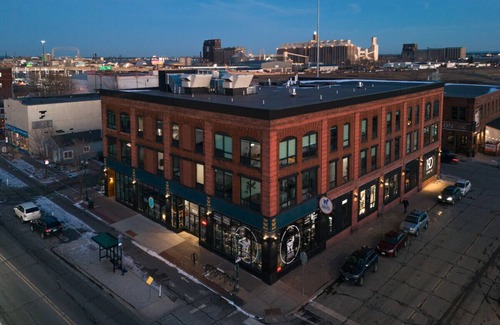 Duluth Apartment | Enger Lofts Hotel 🌲 Modern Getaway in the Heart of the Craft District