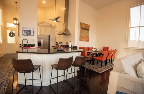 Faubourg Marigny Bed & Breakfast | Engine 24 Firehouse Penthouse Suite