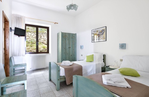 Oliena Hotel | Enis Monte Maccione