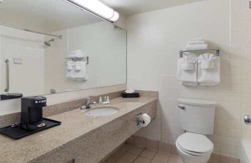 Concord House | Enjoy a comfortable stay within walking distance of dining and shops