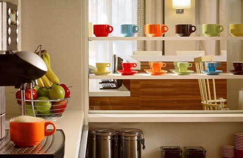 Parsippany House | Enjoy a Hassle-Free Stay! 3 Convenient Units, Free Parking, Pets Allowed