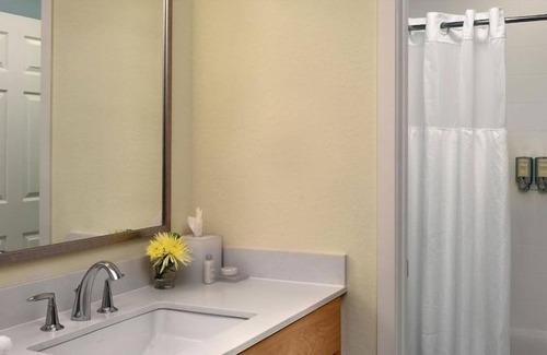 Parsippany House | Enjoy a Hassle-Free Stay! 3 Convenient Units, Free Parking, Pets Allowed