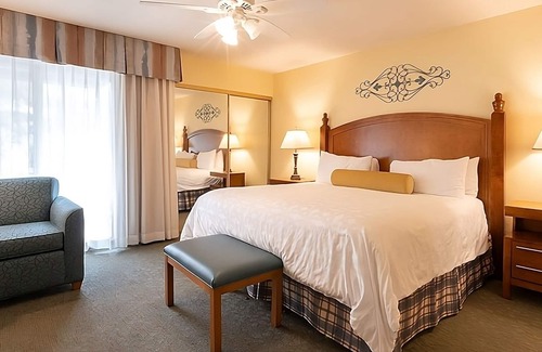 San Diego Country Estates Hotel | Enjoy a Hassle-Free Stay! 3 Convenient Units w/Full Kitchen + Pool & Parking