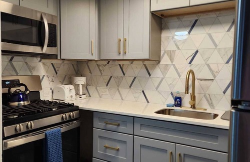 Warwick Apartment | Enjoy a stylish experience at this centrally-located place.