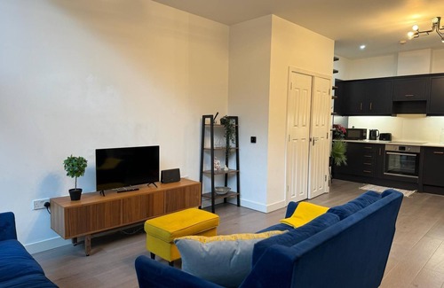 Walworth Apartment | Enjoy a stylish experience at this centrally-located place.n