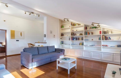 Trgetari House | Enjoy a vacation with sun & relaxation in this dream house.