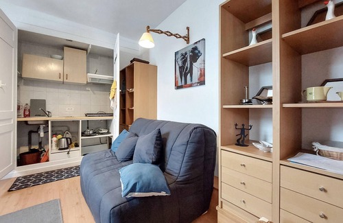 Eu Apartment | Enjoy a wonderful vacation in this centrally located apartment!