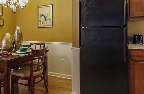 Branson Apartment | Enjoy All Branson has to offer in this 2BD vacation condo perfect for families
