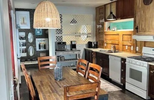 Laona House | Enjoy All that Northern Wi has to Offer. Lake home for rent