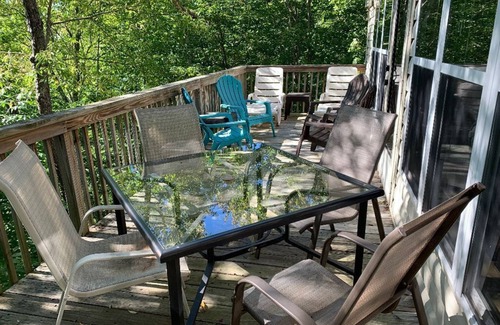 Beech Mountain House | Enjoy "Beauty and the Beech" at Beautiful Beech Mountain, ~NC~