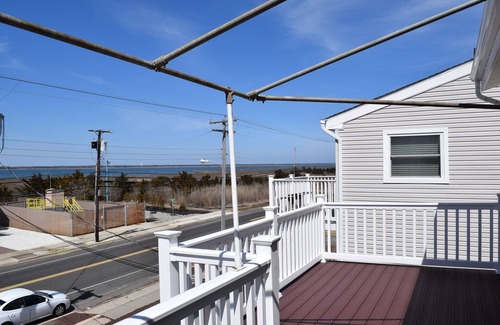 Sea Isle City House | Enjoy both Ocean and Bay views from one of the many decks