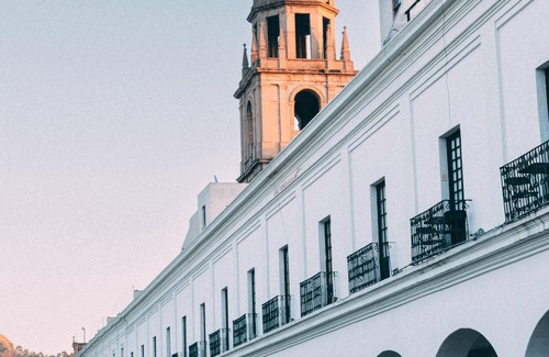 Wheat Ridge Apartment | Enjoy convenient, modern amenities in Wheat Ridge