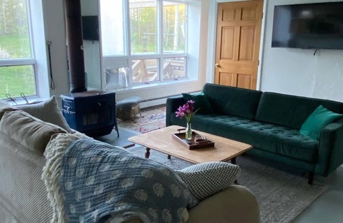 Salem House | Enjoy country vibes atop a hill just outside the village of Salem, NY!
