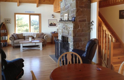 Bayfield Cottage | Enjoy Gorgeous Sunsets On This Rare Sandy Beach.