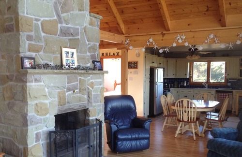 Bayfield Cottage | Enjoy Gorgeous Sunsets On This Rare Sandy Beach.