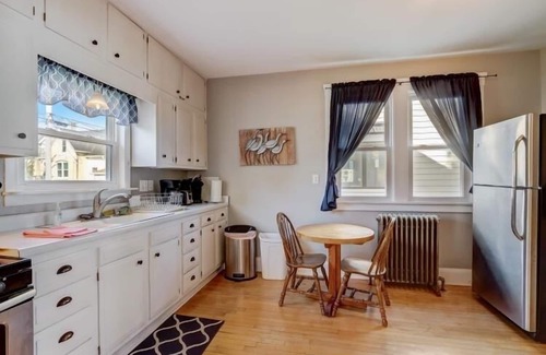 Racine House | Enjoy Lakefront living with family!